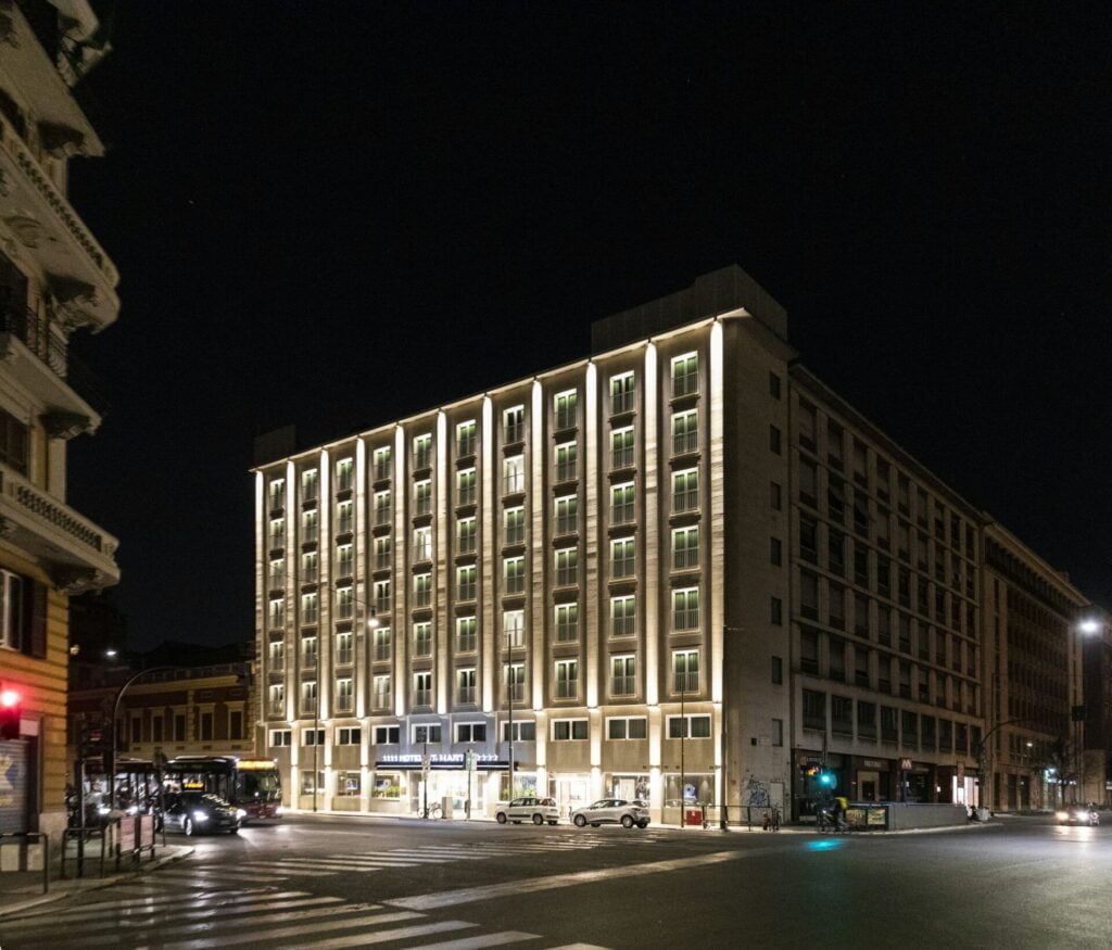 Hotel St. Martin v centru Říma byl vytvořen z nevyužívané kancelářské budovy