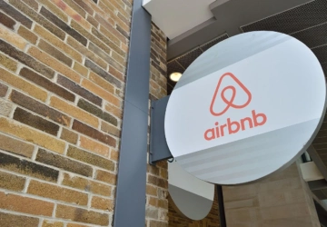 Airbnb celosvětově zakazuje bezpečnostní kamery uvnitř pronajatých objektů