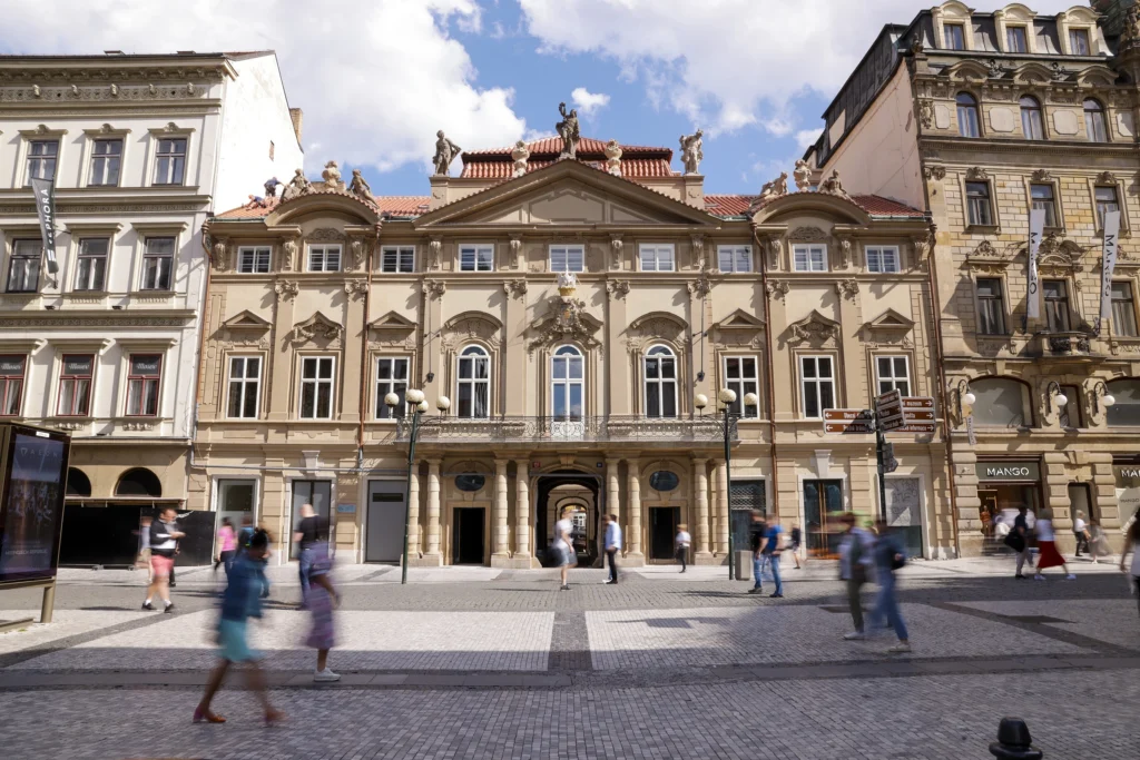 Palác Savarin, Praha