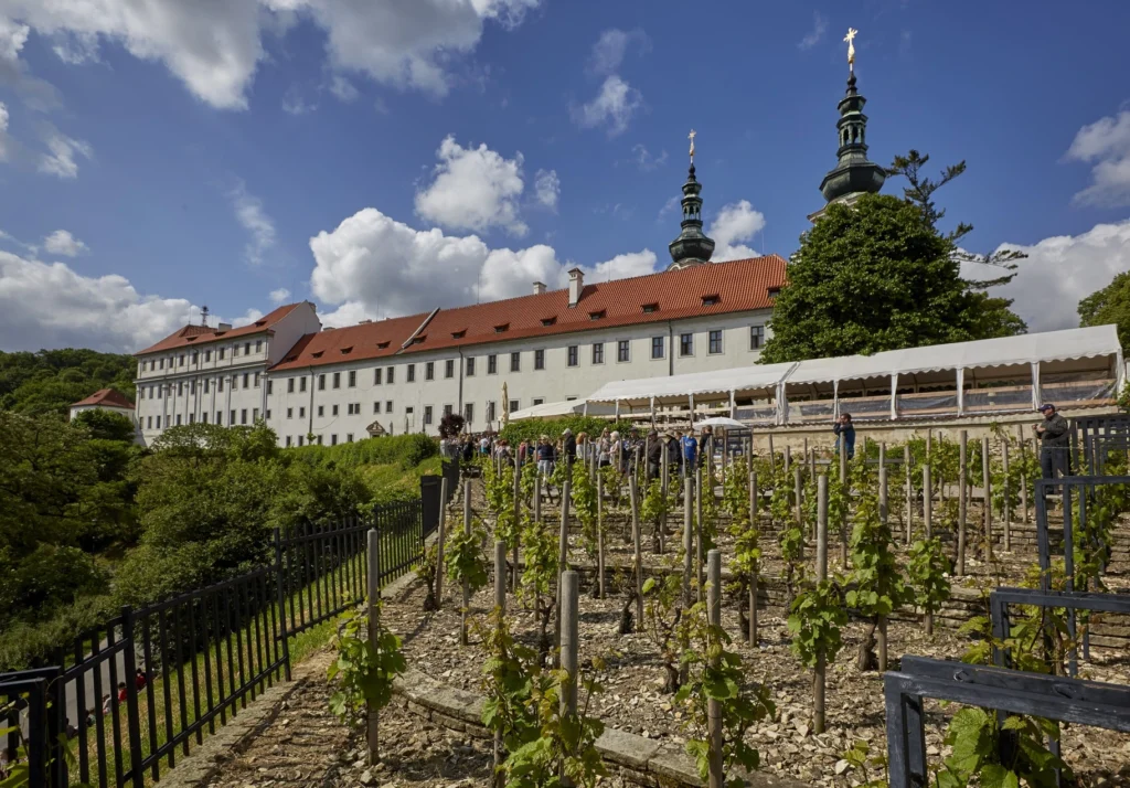 Strahov x6b0689 6839951f5db6a