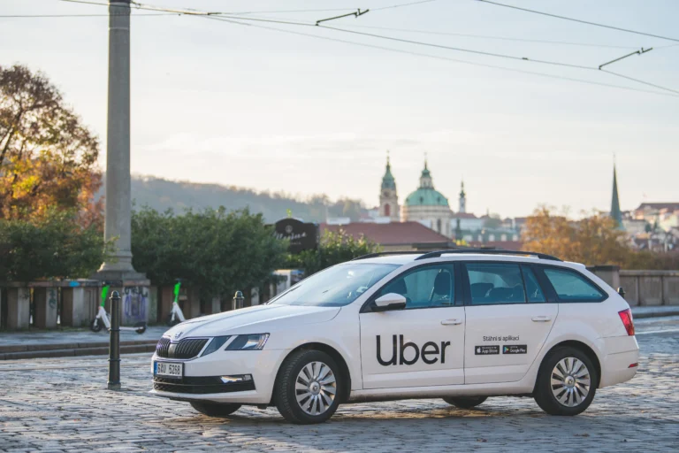 Uber 2 690347aba22c8