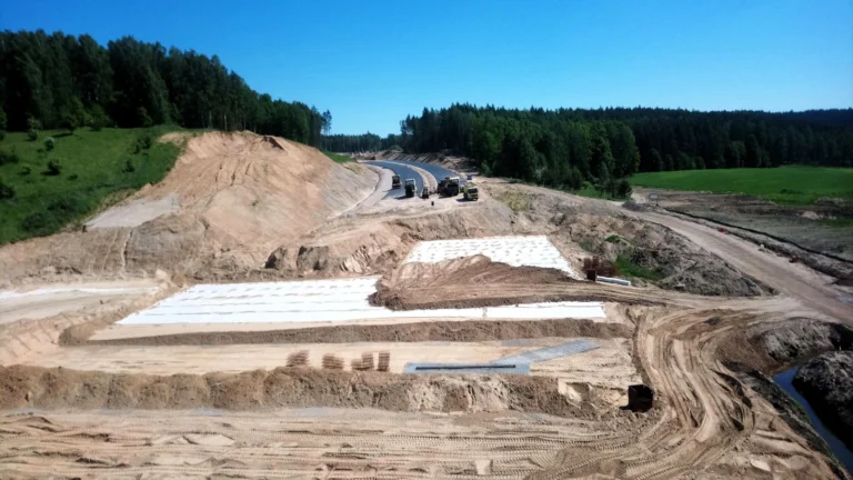 Vystavba dalnice ilustracni 68f9e05fab2cd