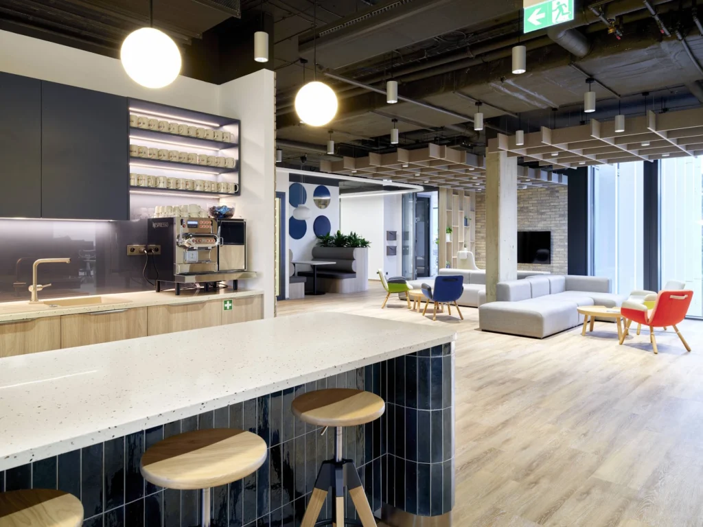 Colliers aeven ilustracni 2 6937f03fe46c4