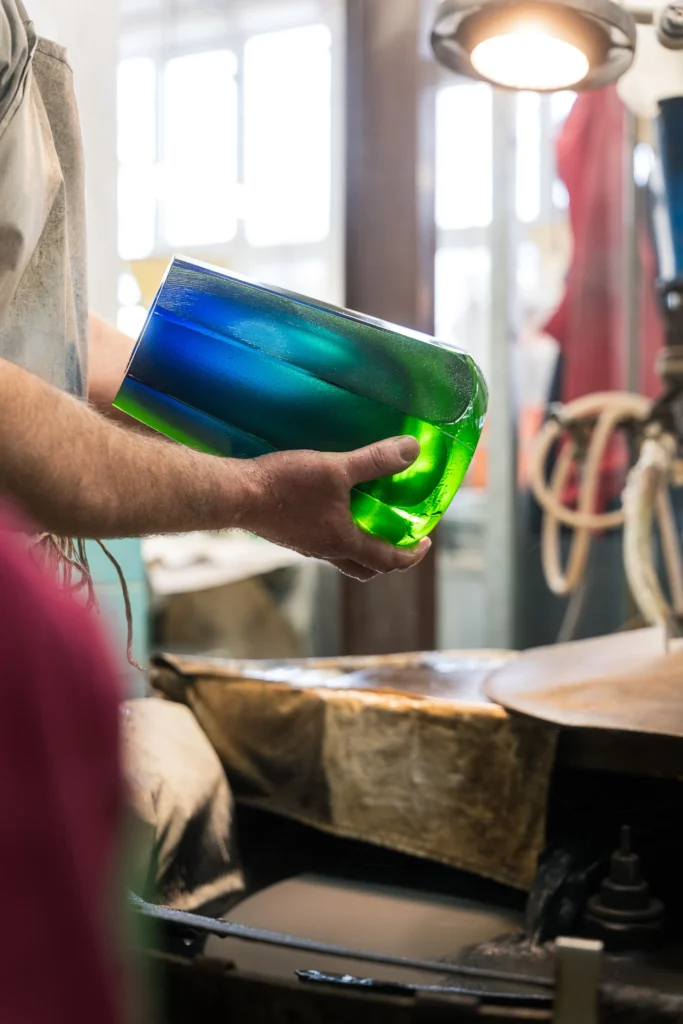 Aura collection manufacturing 20 69a024b6e266e