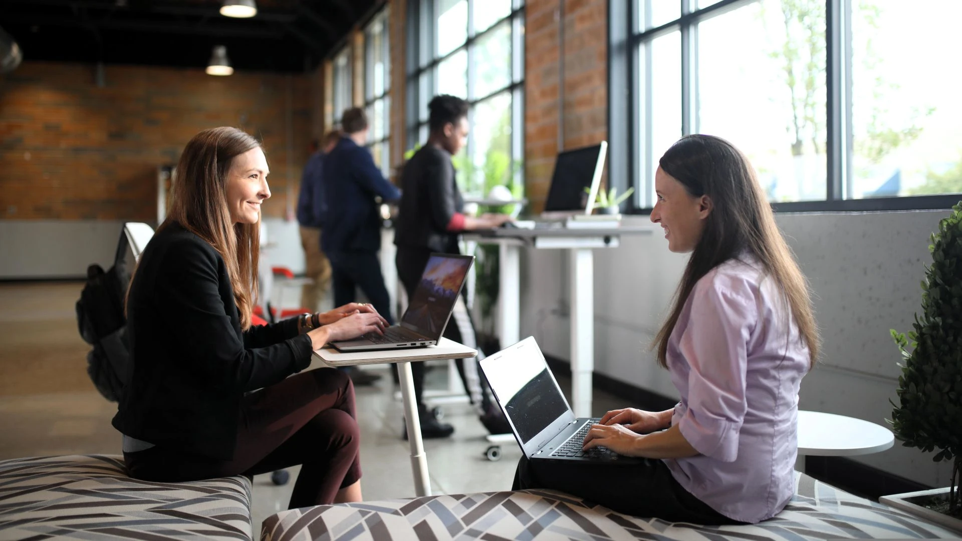 Flexibilni kancelare ilustracni 69d4a4892be3d